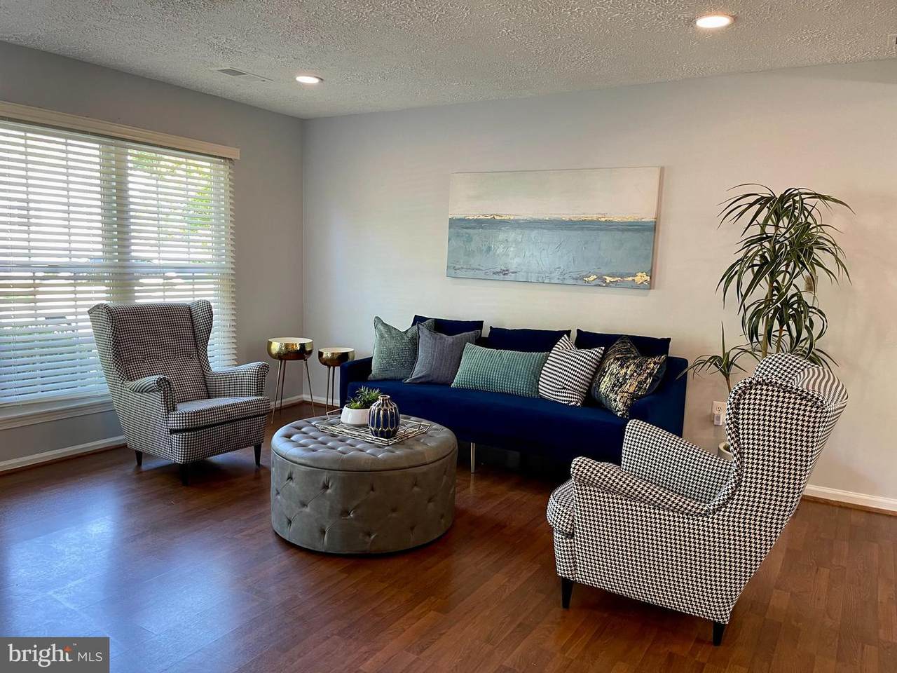 2481 Yarmouth Court - Photo 1