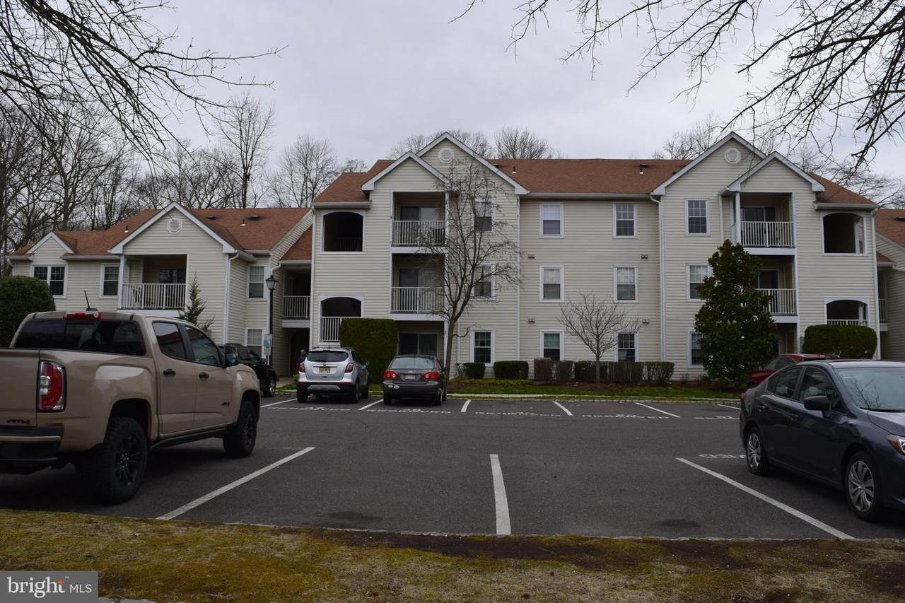 324 Walden Circle - Photo 1