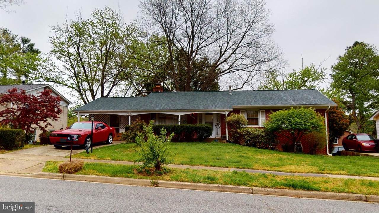 10016 Mike Road - Photo 1