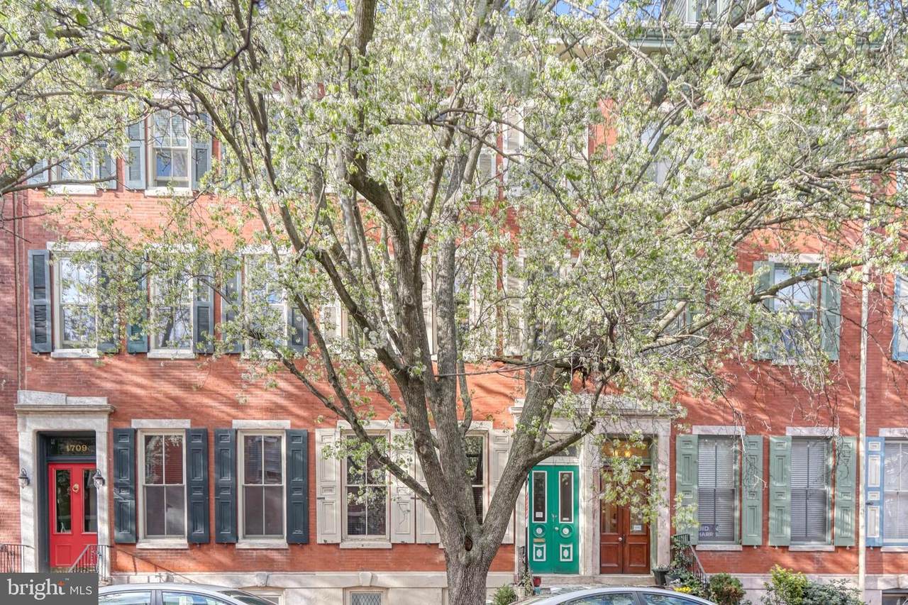 1707 Wallace Street - Photo 1