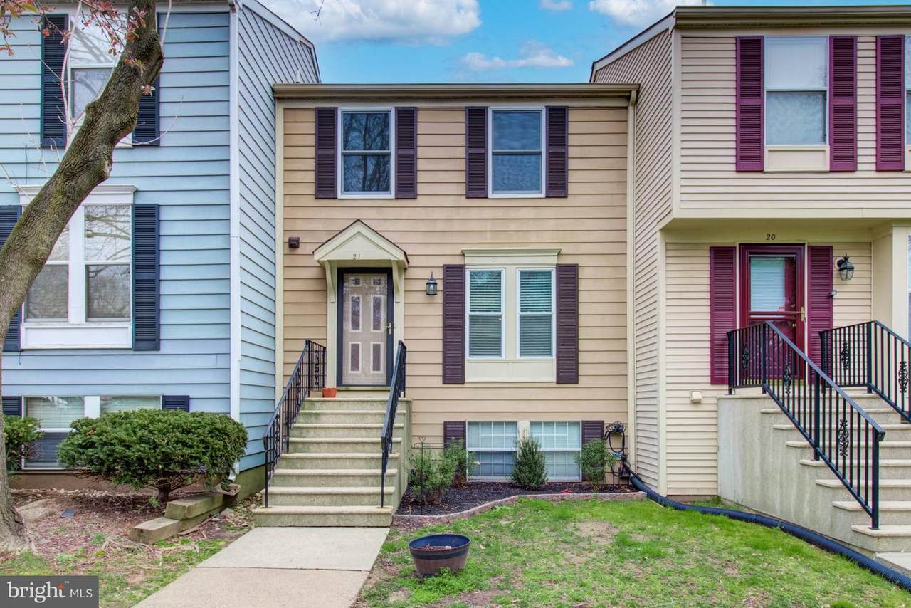 21 Robert Pearson Court - Photo 1