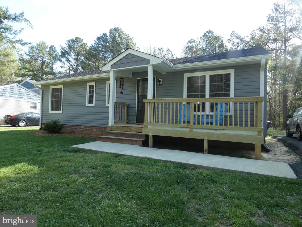 726 Annapolis Drive - Photo 1