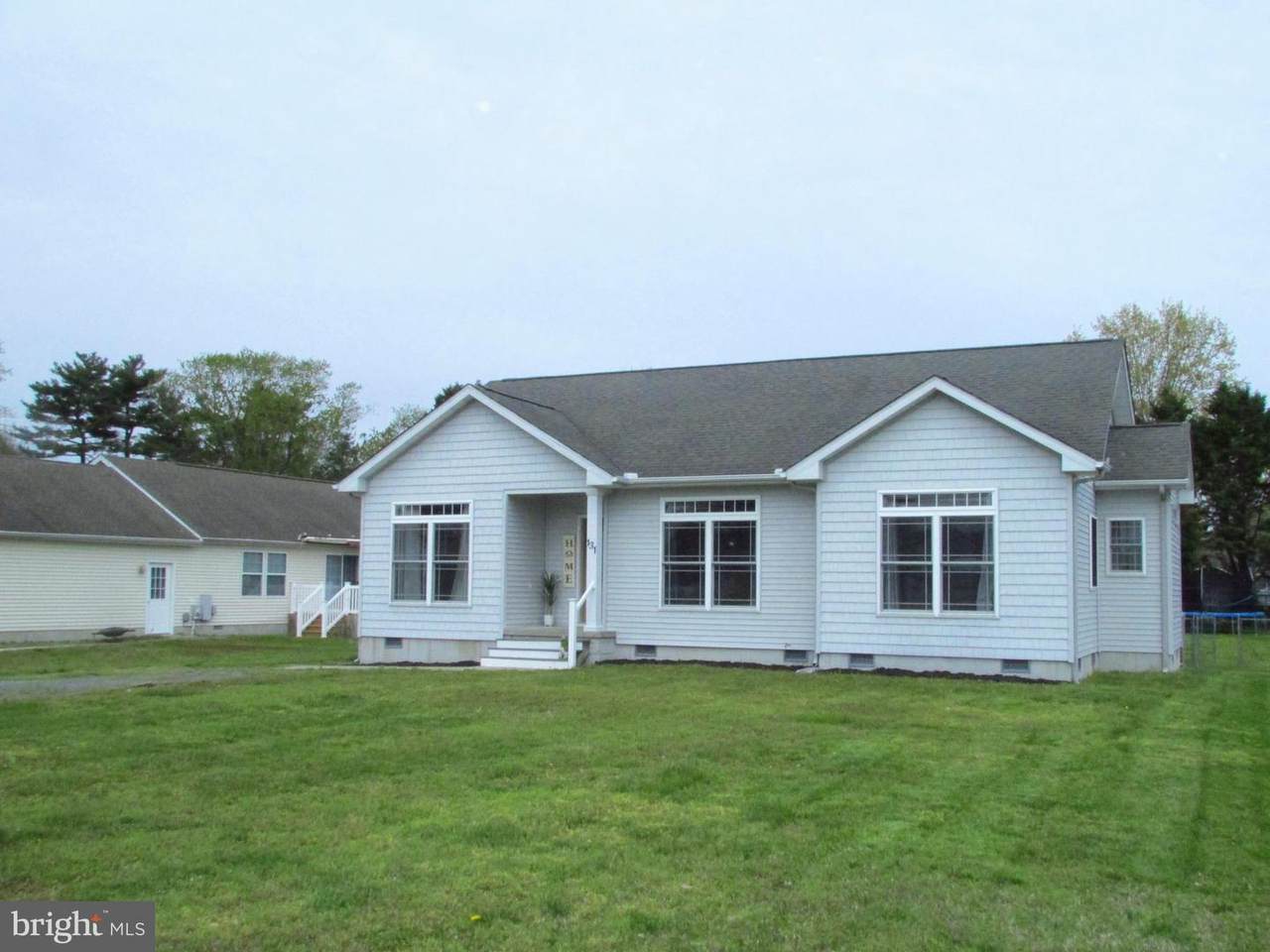 131 Irons Avenue - Photo 1