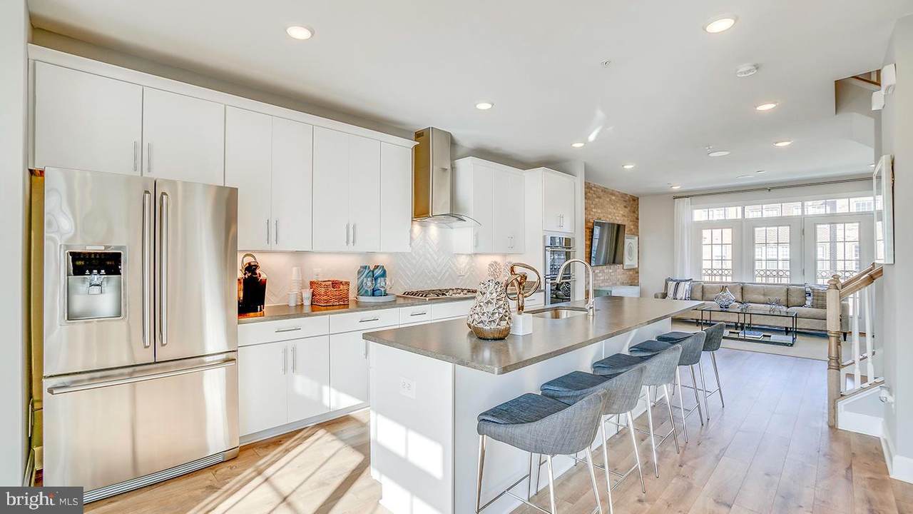 44577 Nolani Way - Photo 1