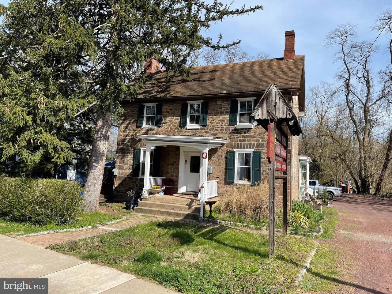 45 Afton Avenue - Photo 1