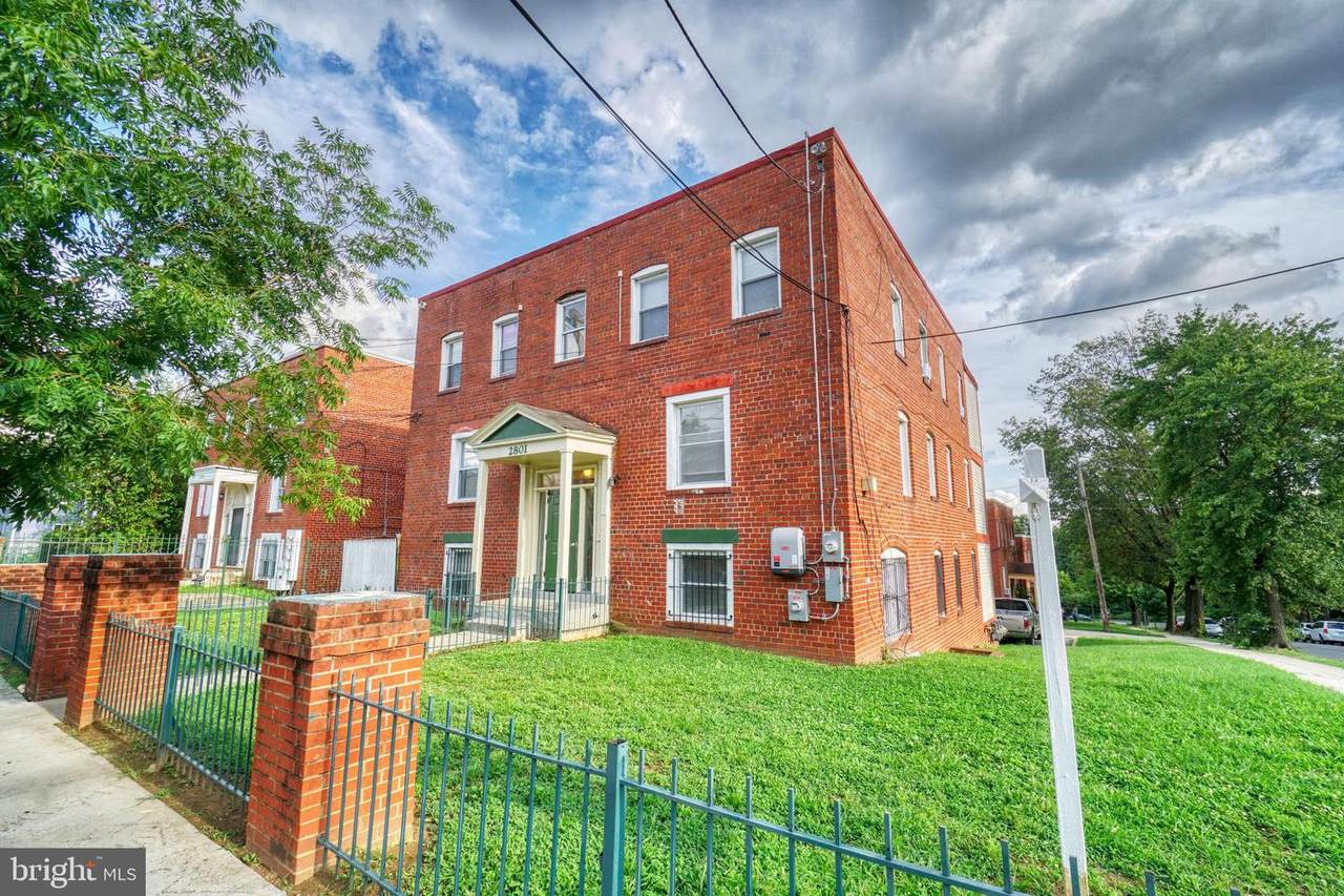 2801 Jasper Street - Photo 1