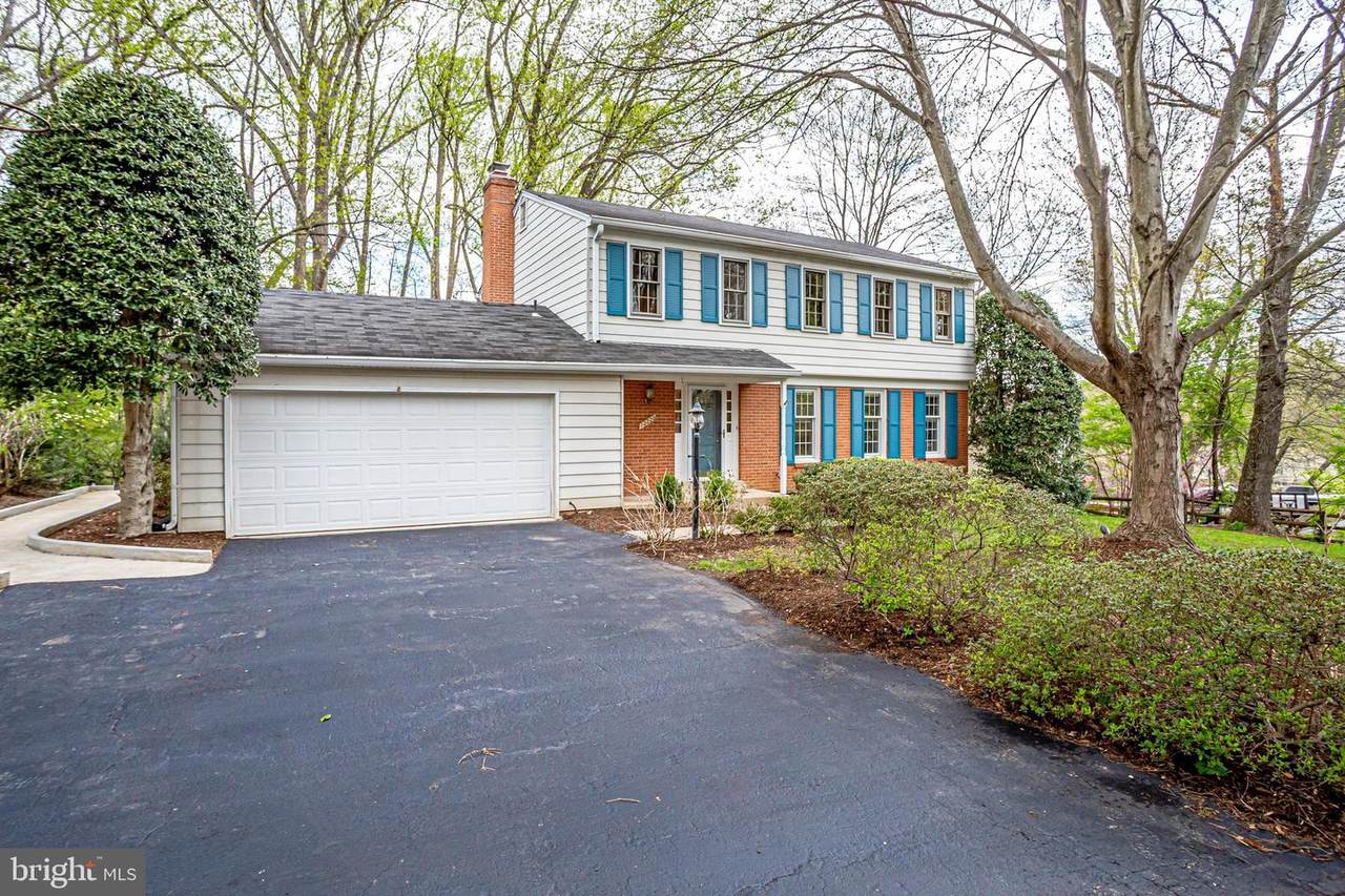 12220 Saint James Road - Photo 1