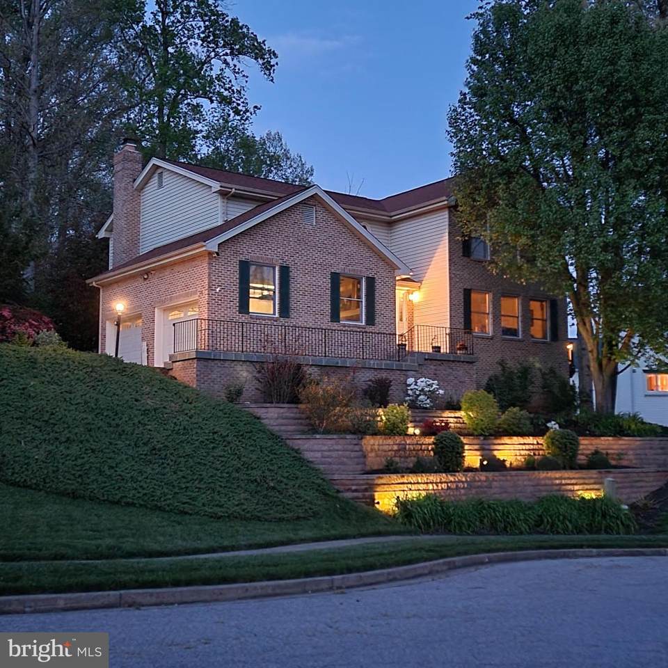 15441 Beachview Drive - Photo 1
