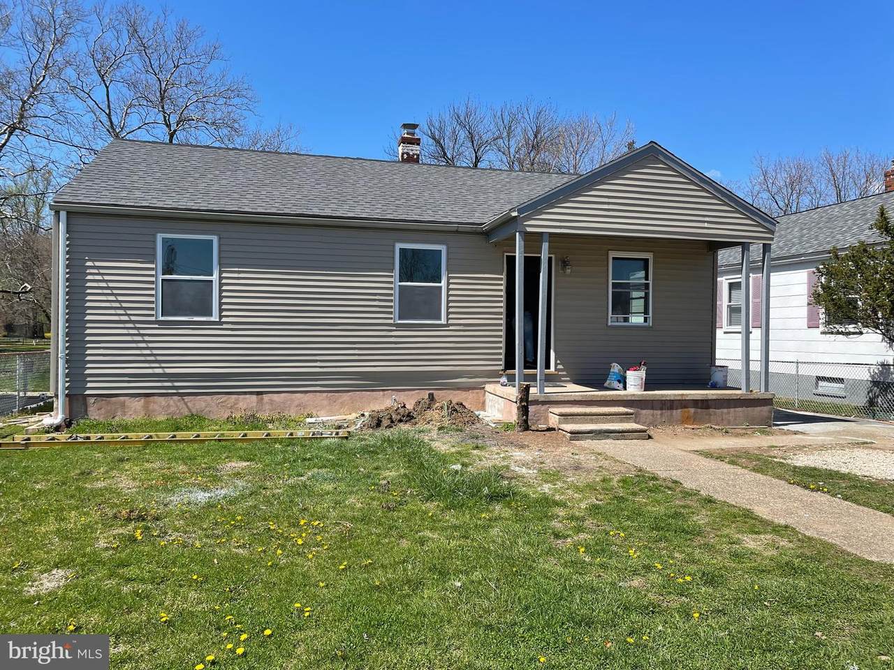 123 Lynn Drive - Photo 1