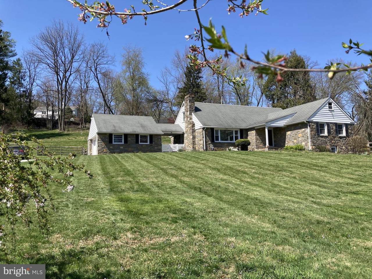 508 S Bryn Mawr - Photo 1