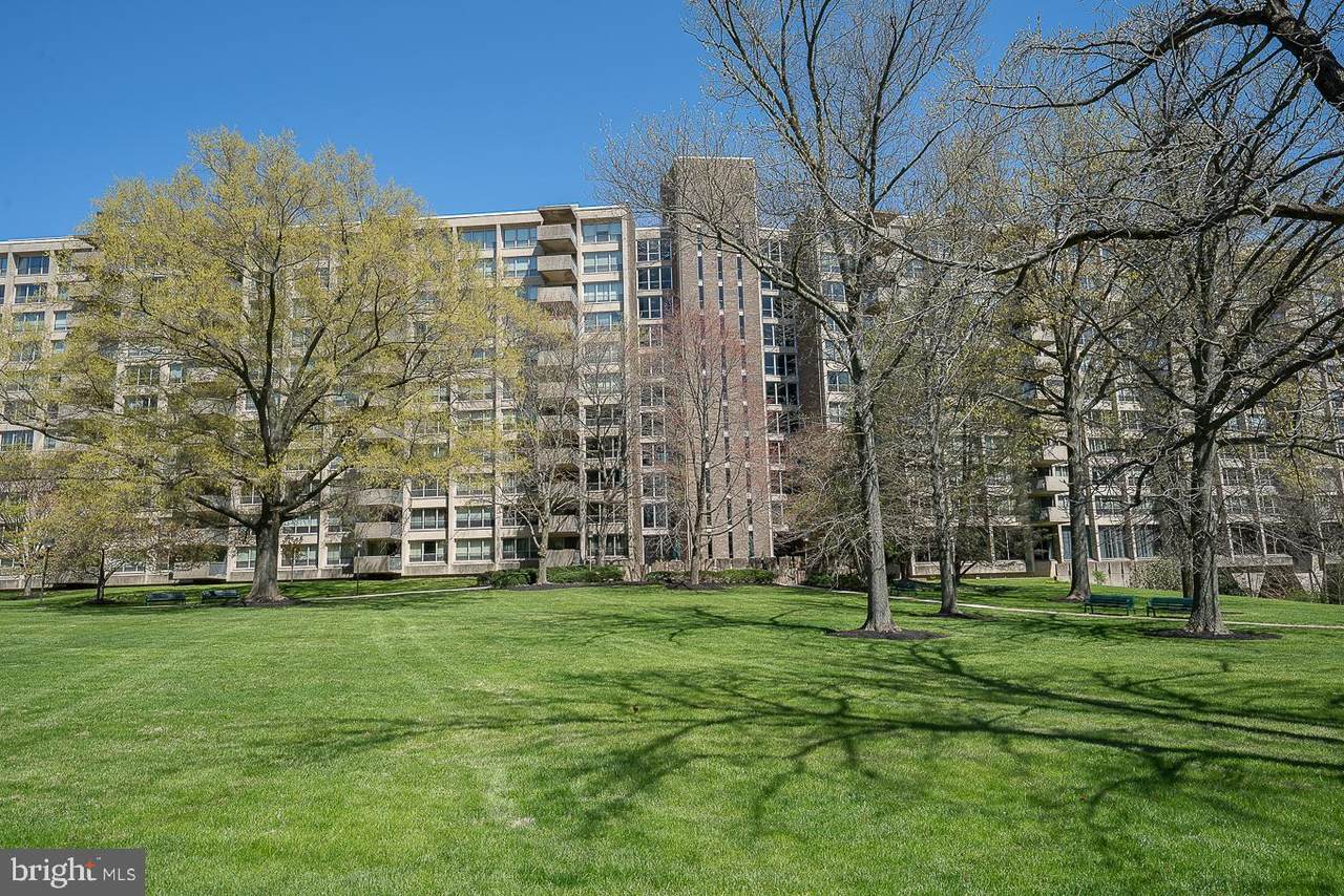 1001 City Avenue - Photo 1