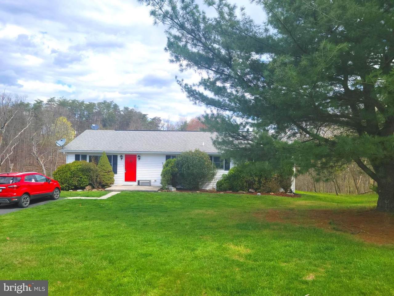 94 Bluejay Court - Photo 1