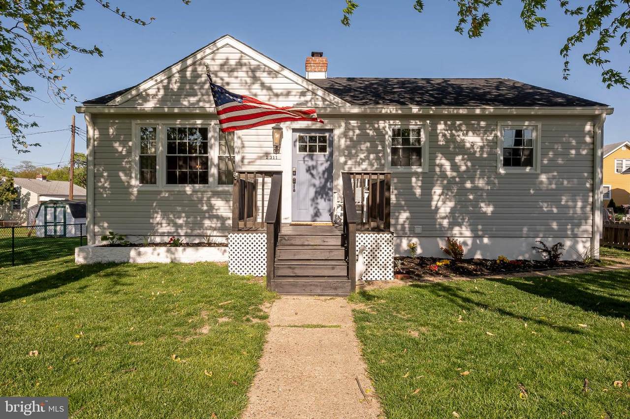 2311 Oak Avenue - Photo 1