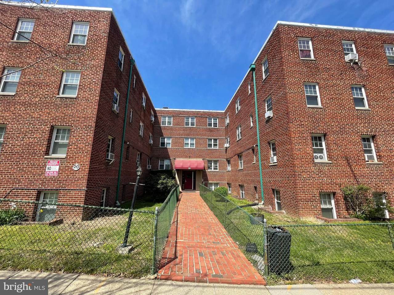 20 Chesapeake Street - Photo 1