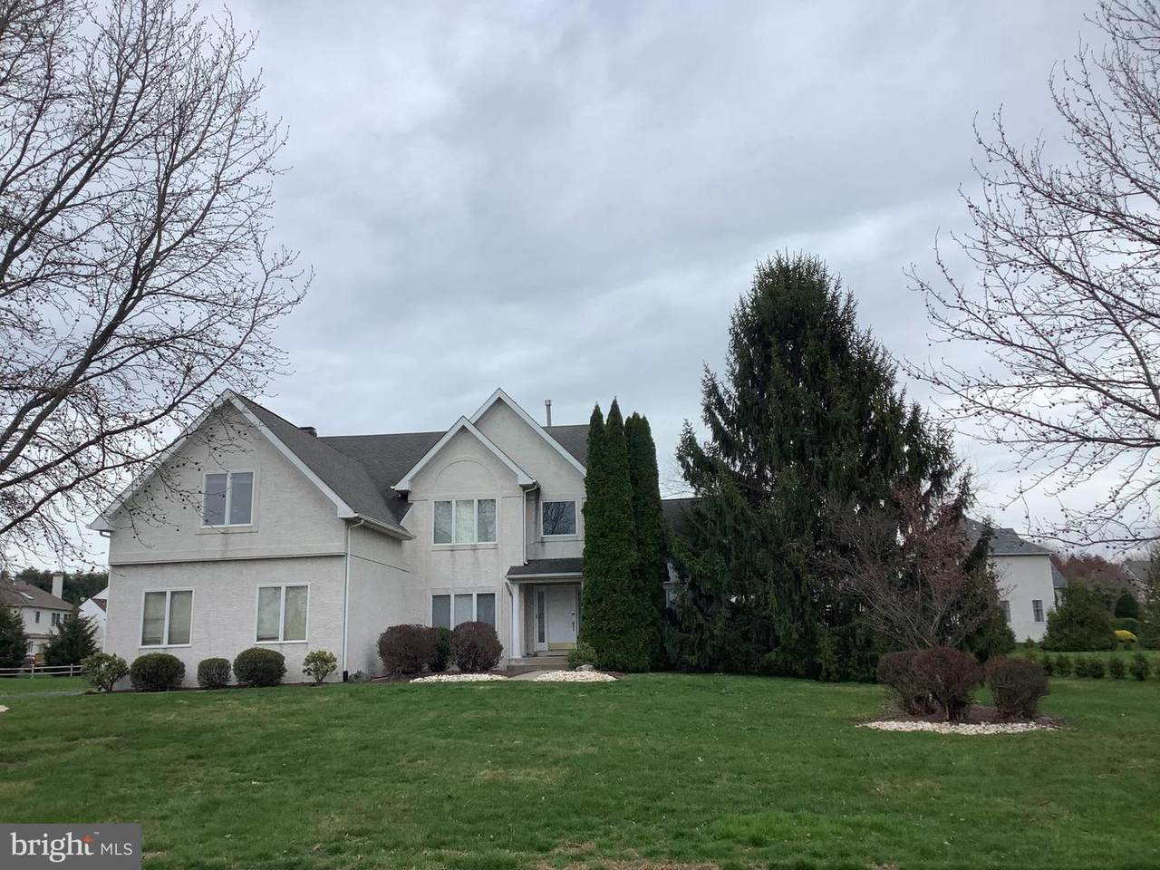 18 Dartmouth Lane - Photo 1