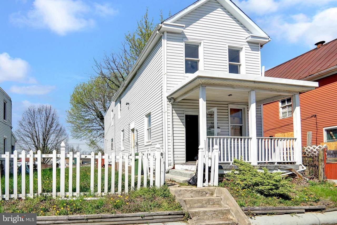 3858 Falls Road - Photo 1