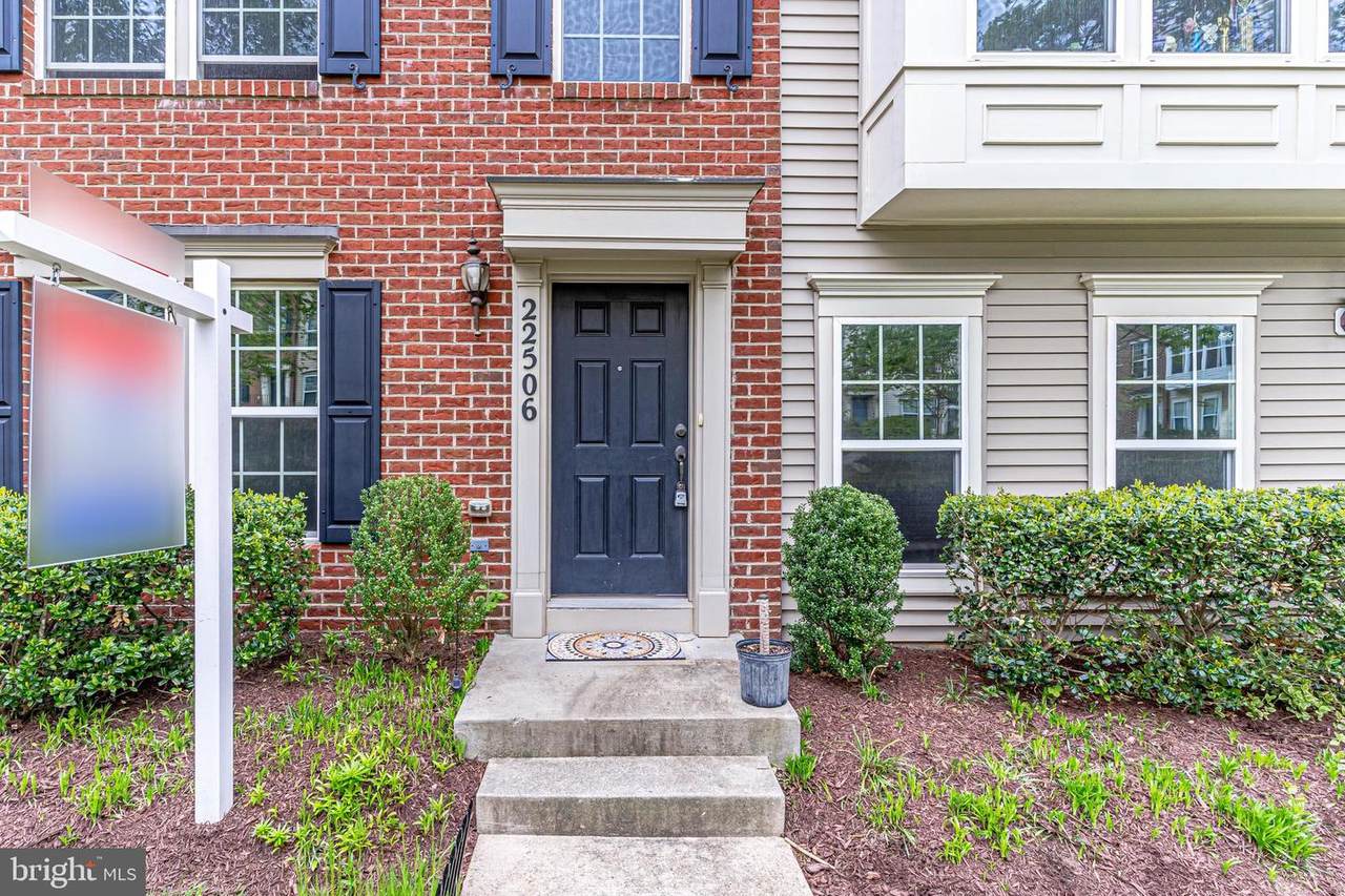 22506 Phillips Street - Photo 1
