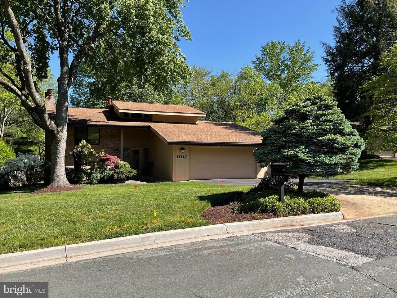 11117 Korman Drive - Photo 1