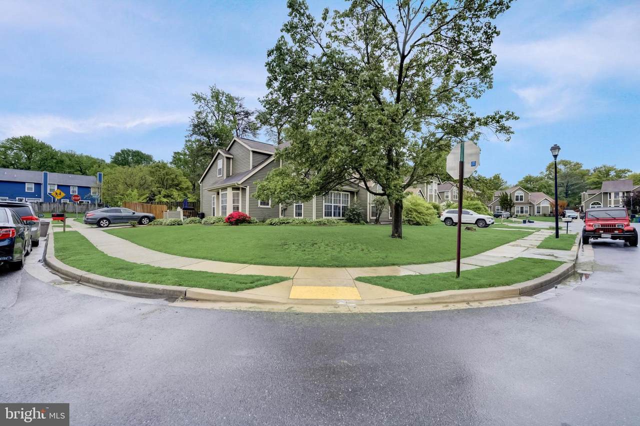 1 Skippers Court - Photo 1