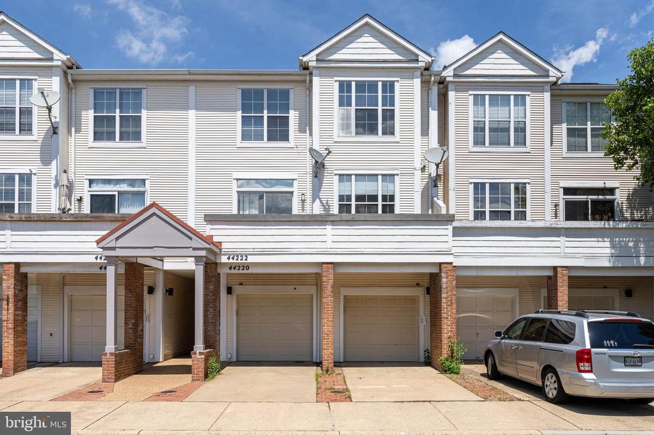 44222 Mossy Brook Square - Photo 1