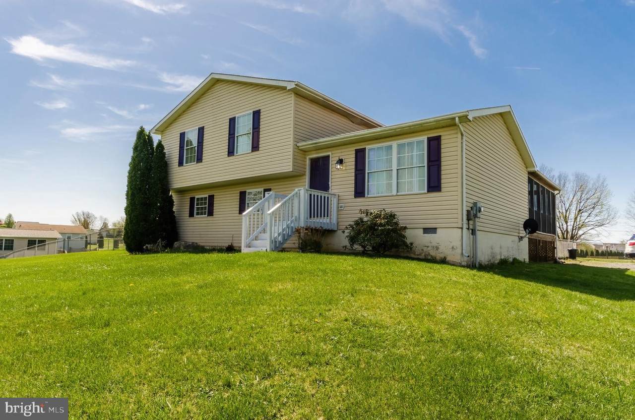 148 Canterbury Drive - Photo 1