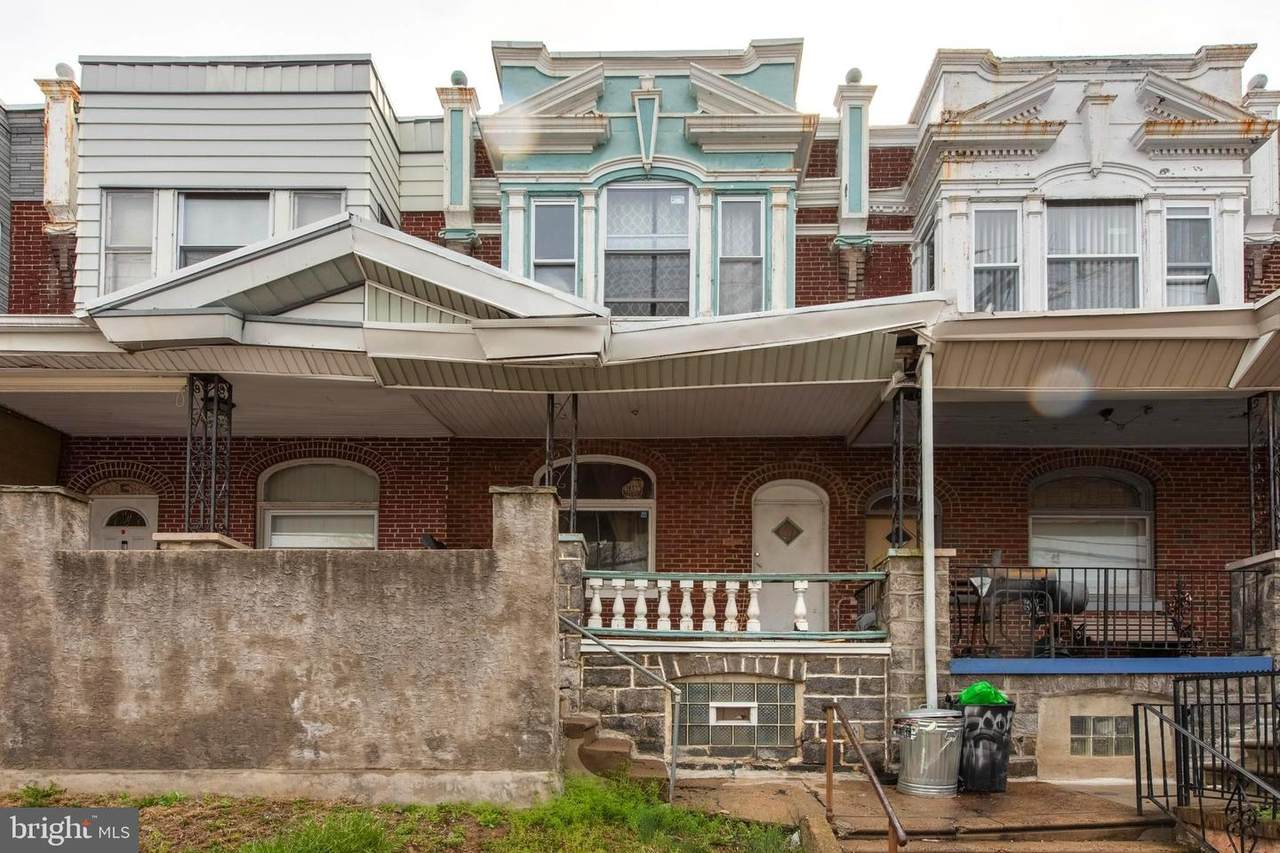 5007 10TH Street - Photo 1