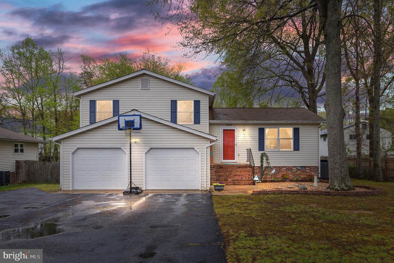 3909 Glazebrook Drive - Photo 1