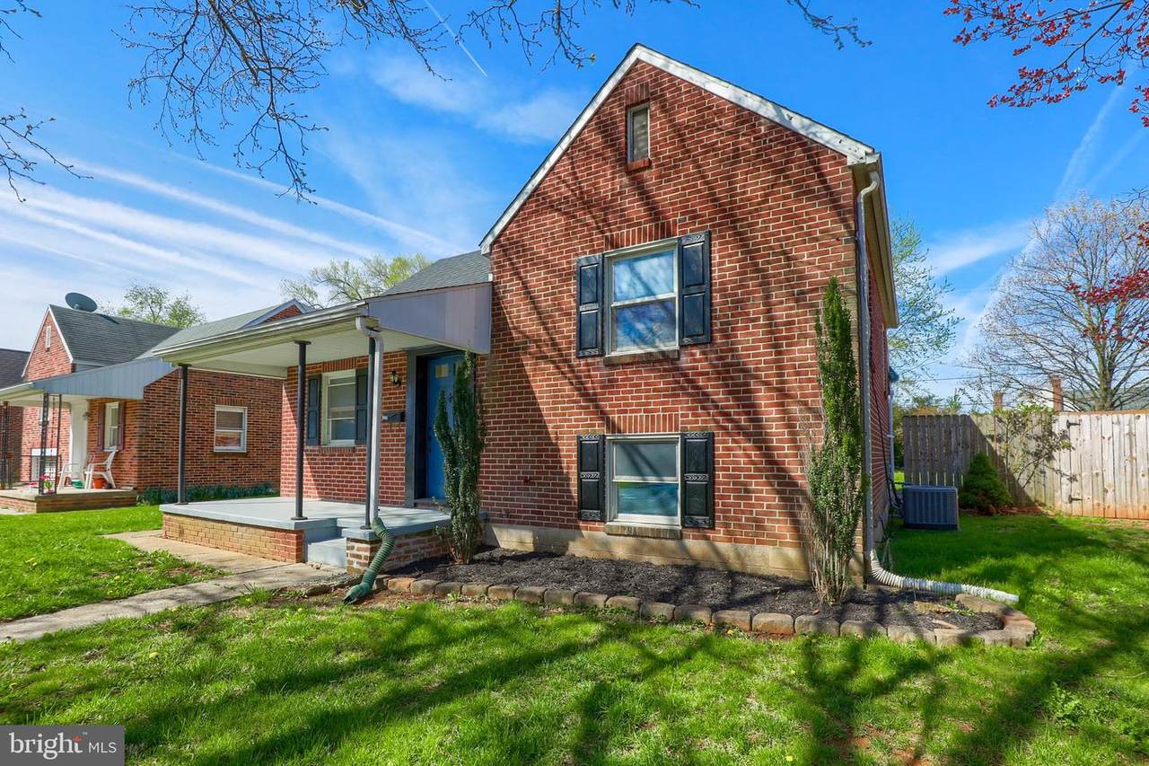 778 Oatman Street - Photo 1