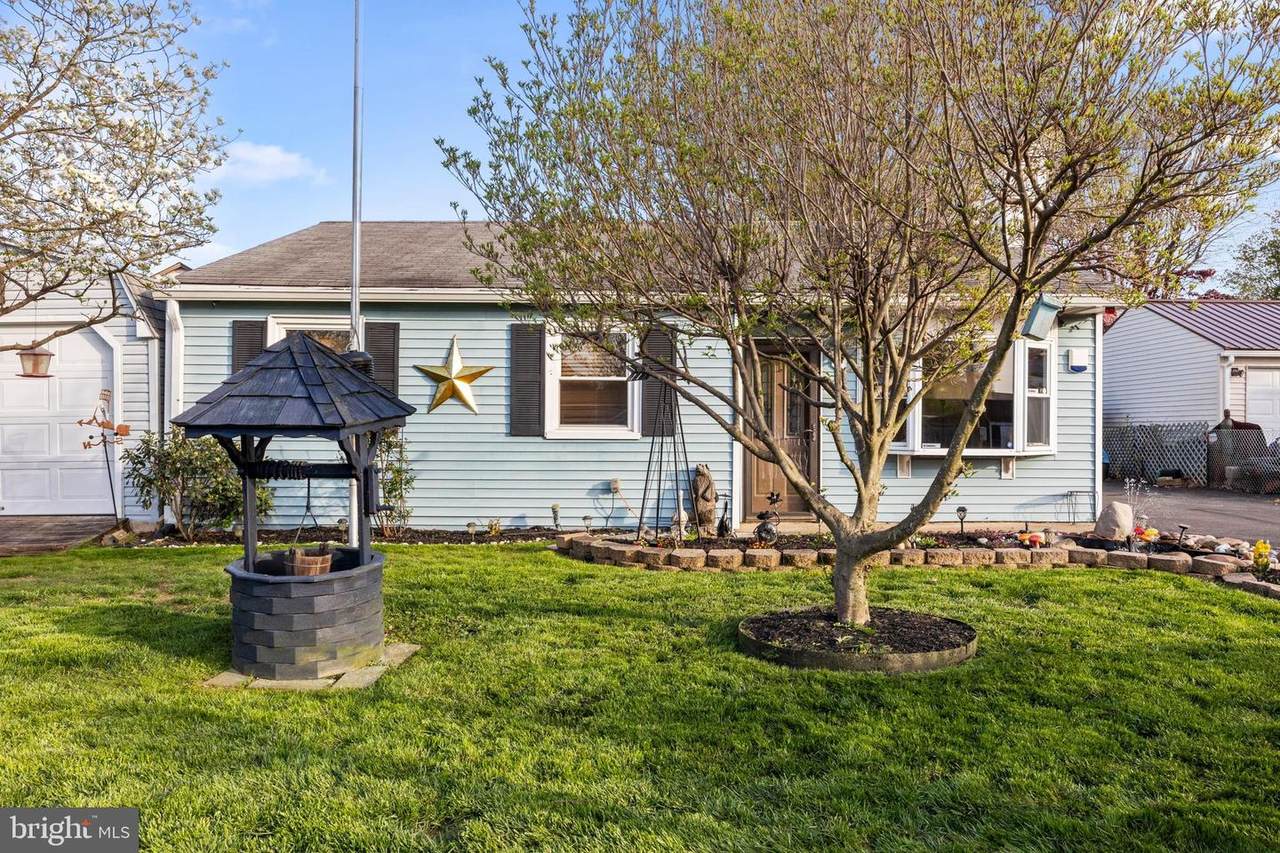 504 Delaware Avenue - Photo 1