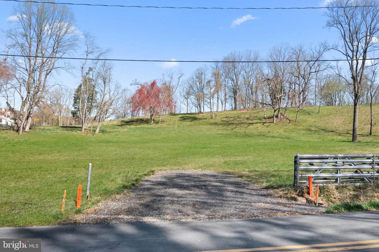 1571 Snuff Mill Road Road - Photo 1