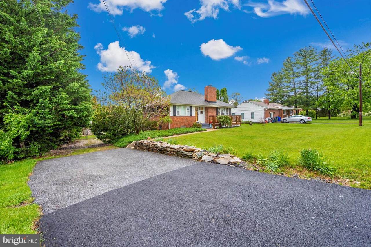5735 Butterfly Lane - Photo 1