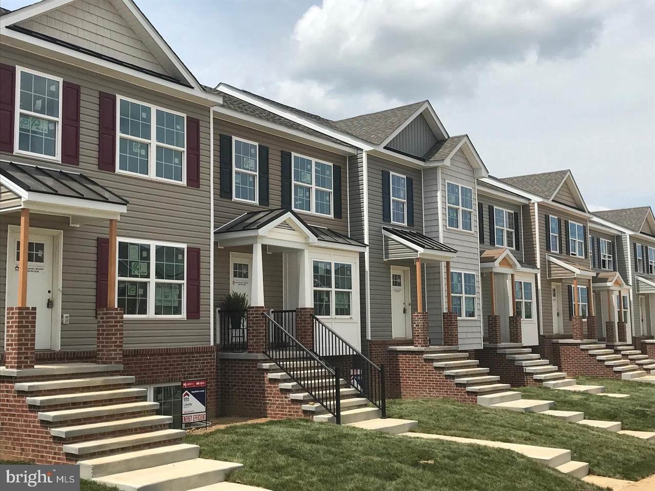 31 Moses Drive - Photo 1
