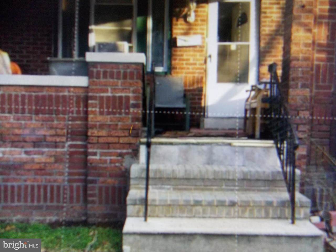 318 Gardner Avenue - Photo 1