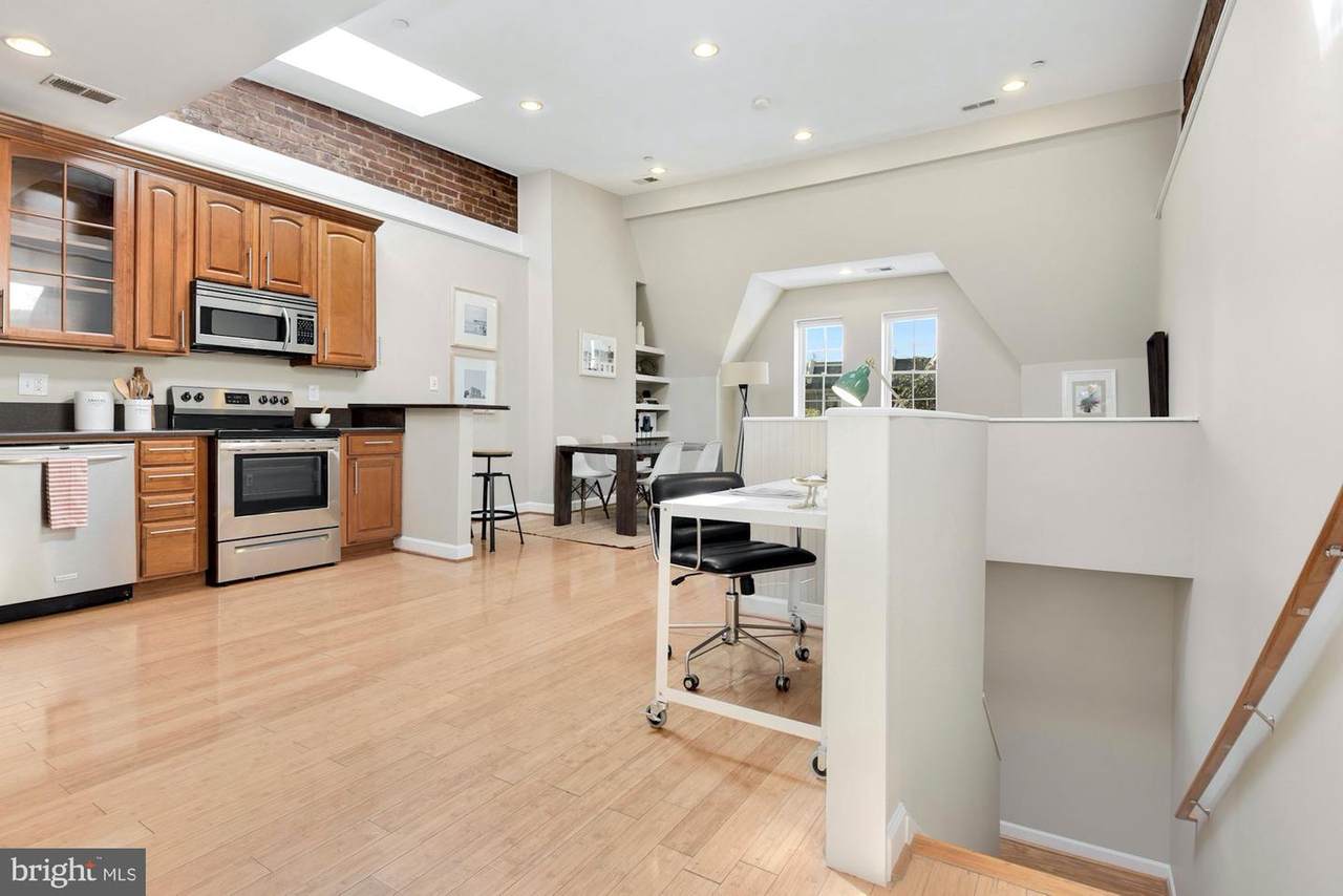 1337 Harvard Street - Photo 1