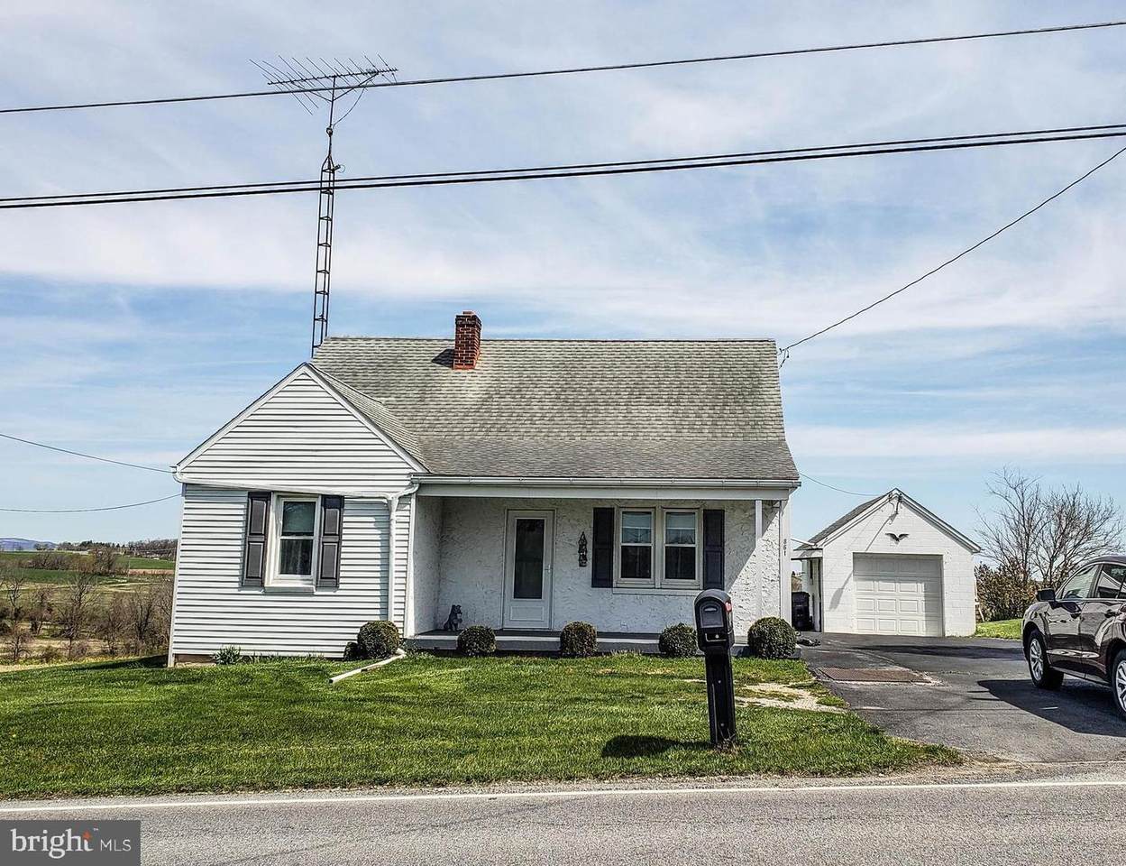 861 Siloam Road - Photo 1