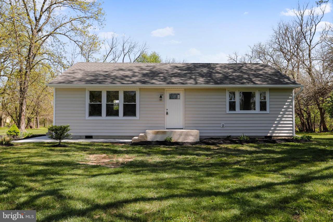 549 White Post Road - Photo 1