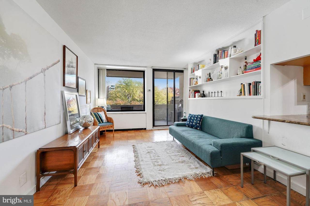 429 N Street - Photo 1