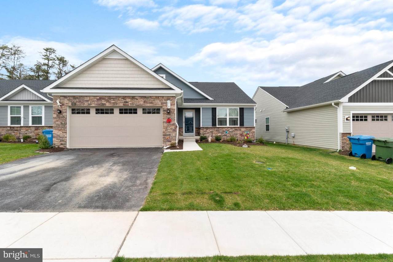 378 Charlestown Crossing Boulevard - Photo 1