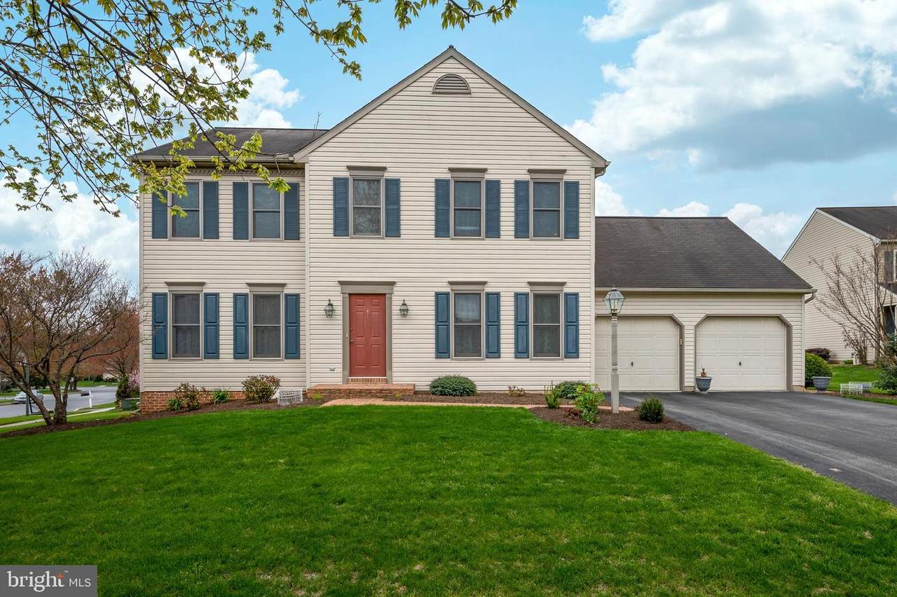 907 Butler Court - Photo 1