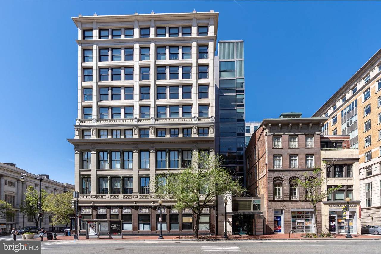 675 E Street - Photo 1