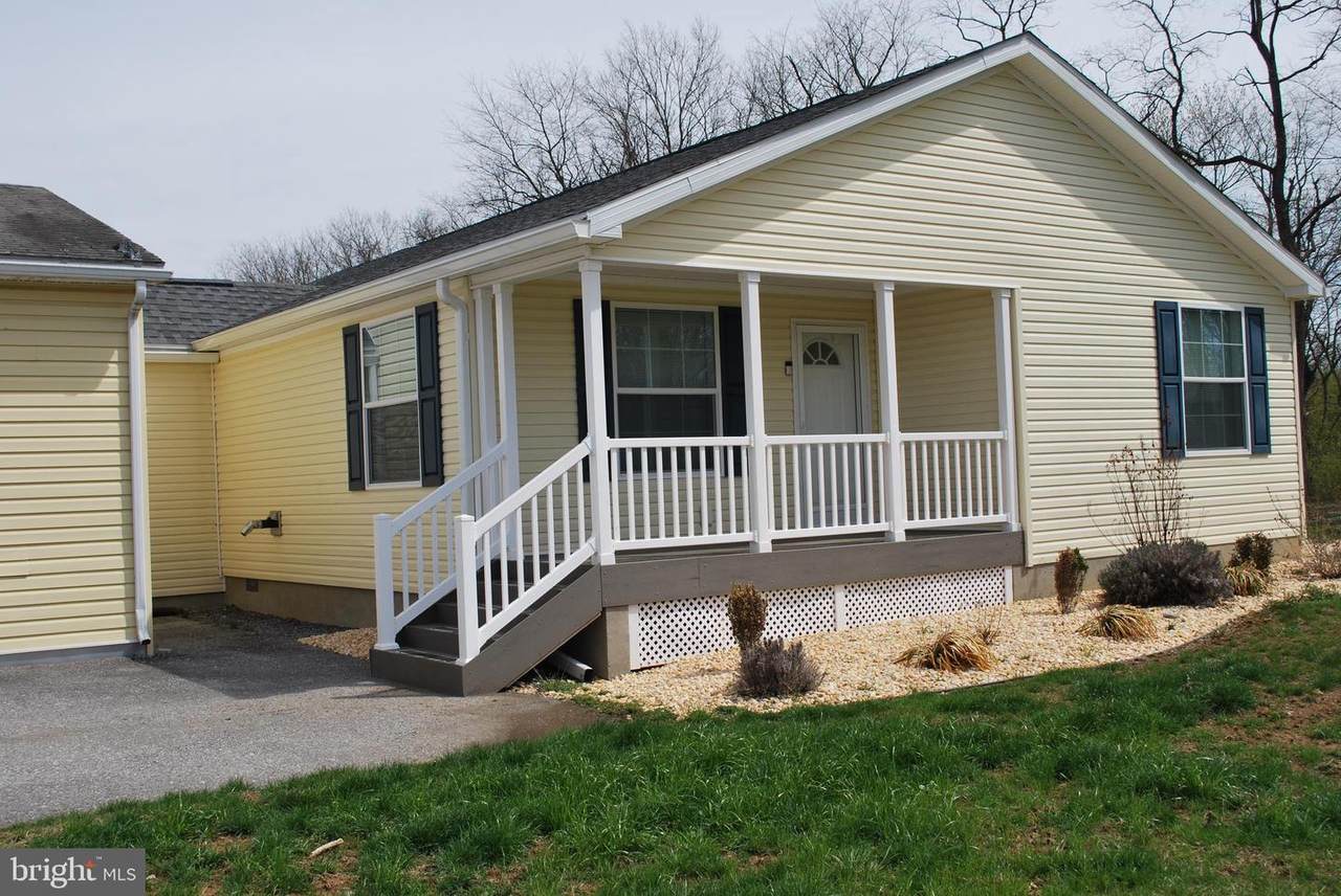 13132 Gearhart Road - Photo 1