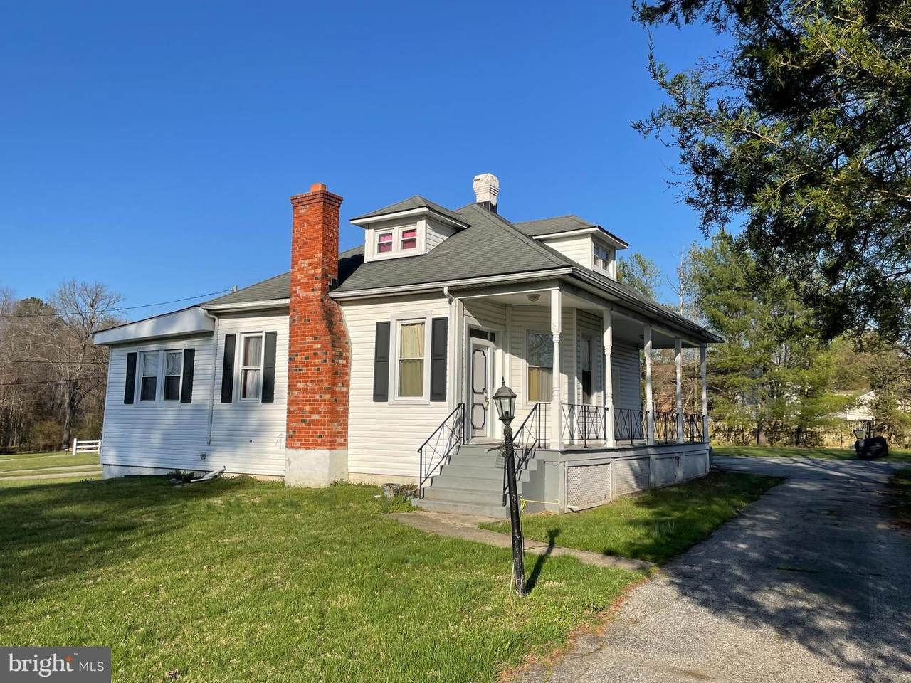 13900 Missouri Avenue - Photo 1