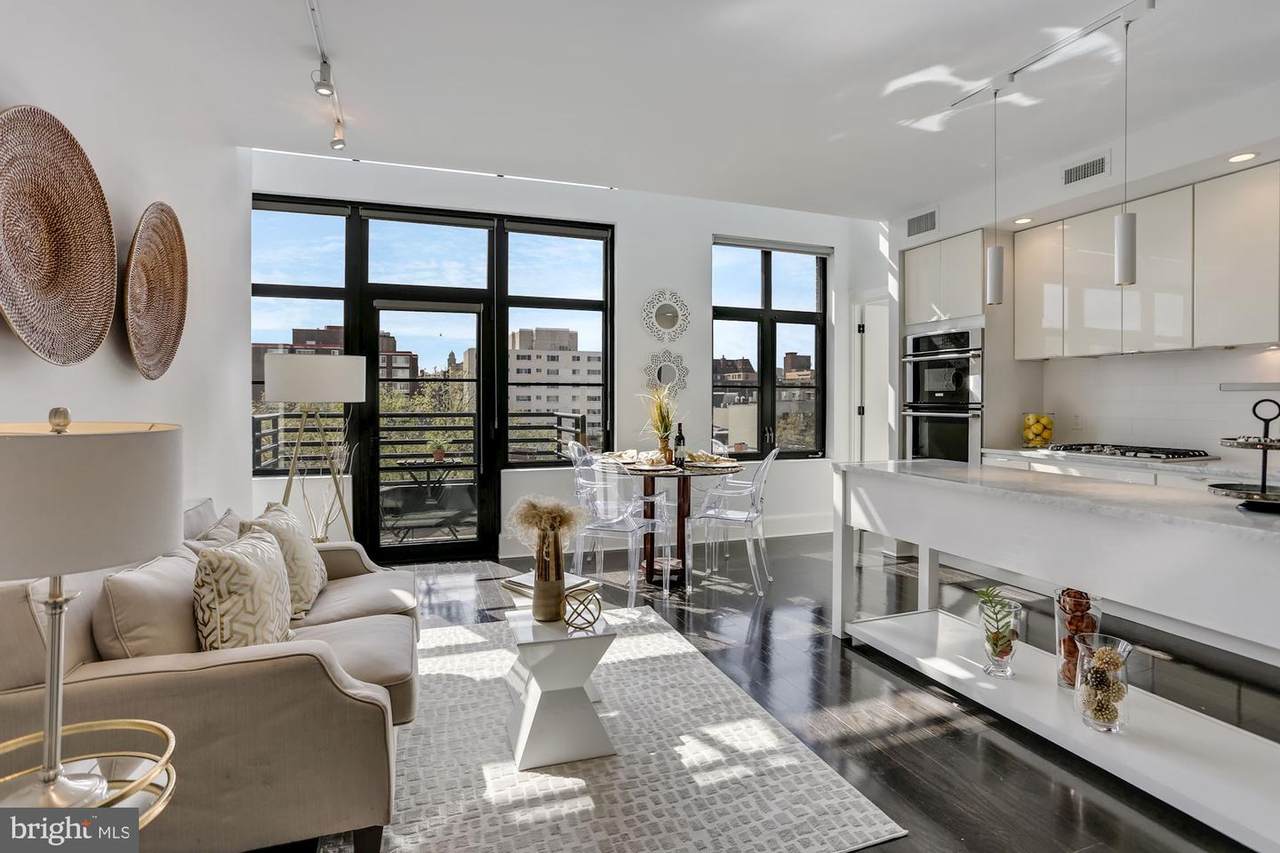 1011 M Street - Photo 1