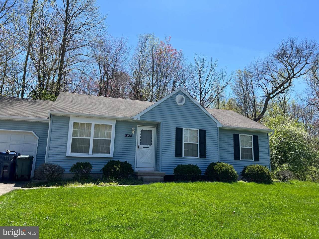 1828 Forest Drive - Photo 1