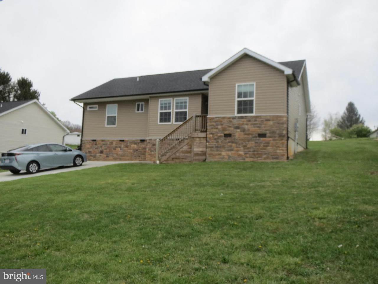 317 Cherry Street - Photo 1