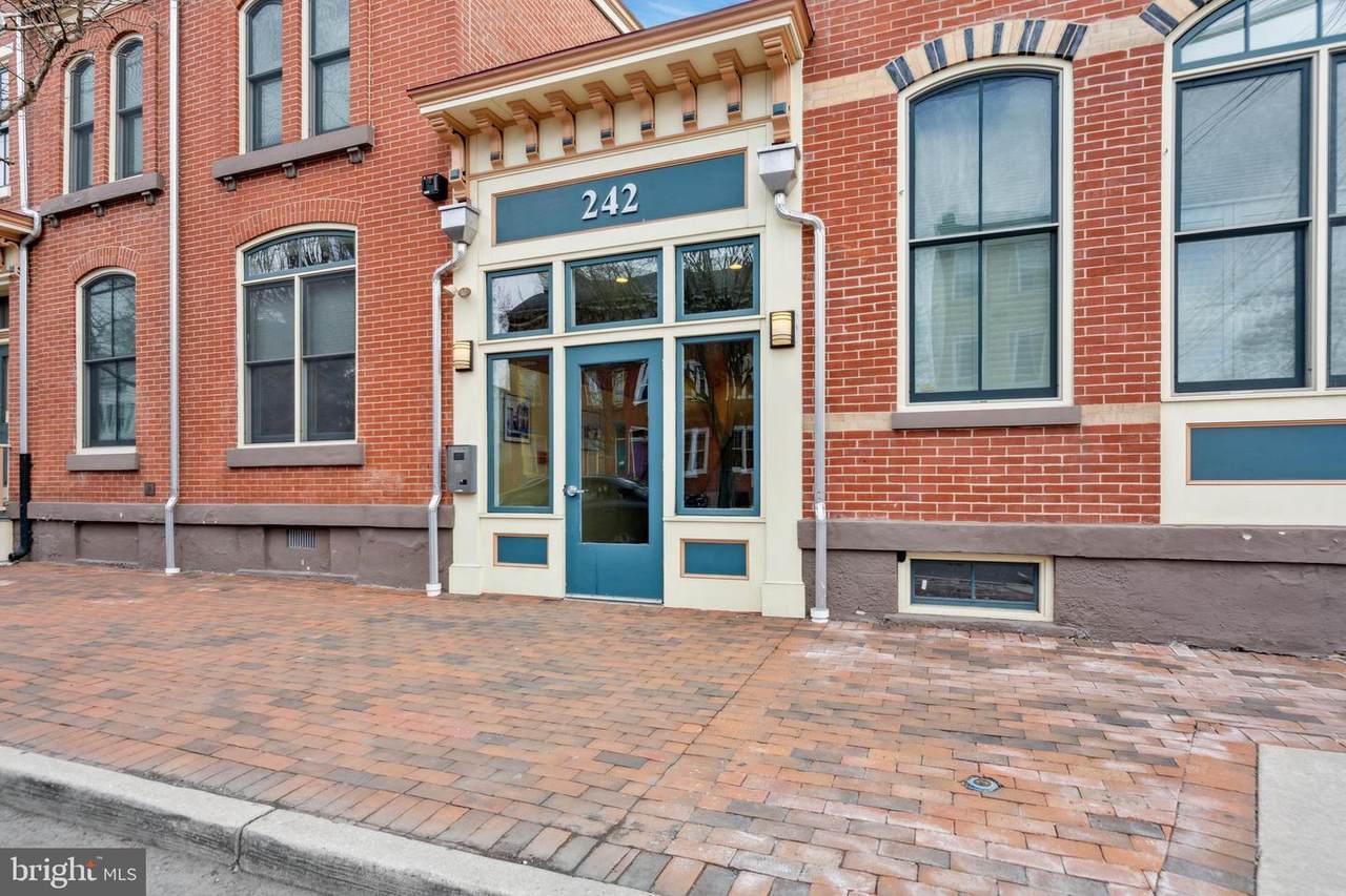 242 Centre Street - Photo 1