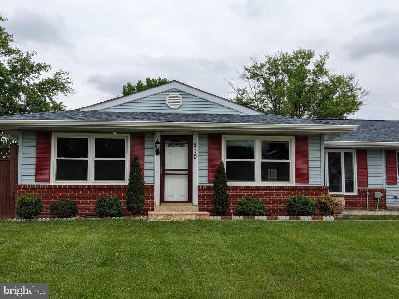 510 Brighton Court - Photo 1