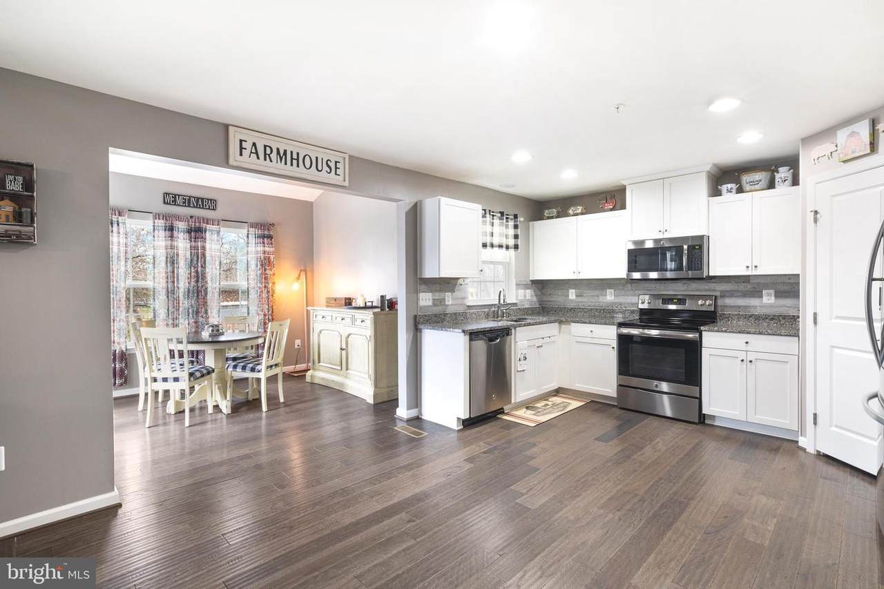 7801 Maple Run Court - Photo 1