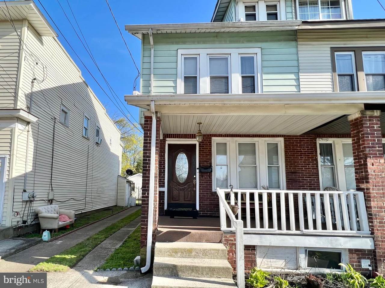 1407 Hamilton - Photo 1