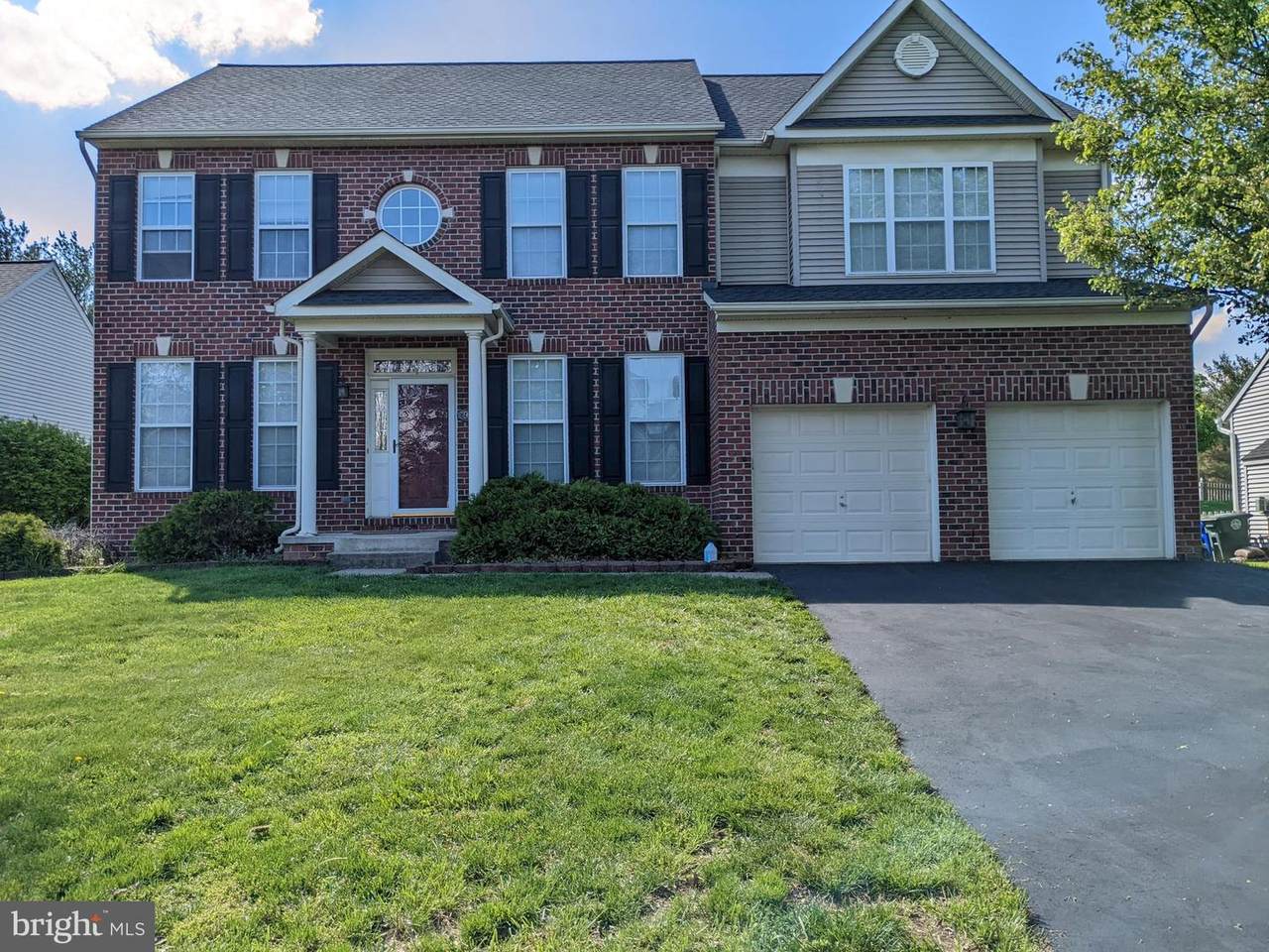 1903 Sawmill Court - Photo 1